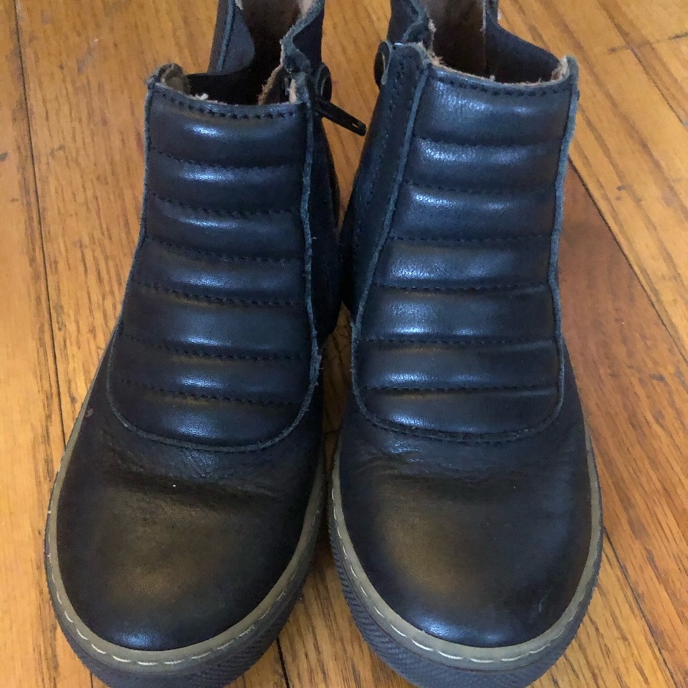CHIC Italian boot for boys- WORN TWICE